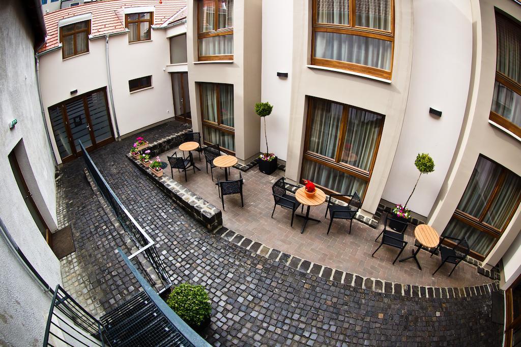 Oliva Hotel