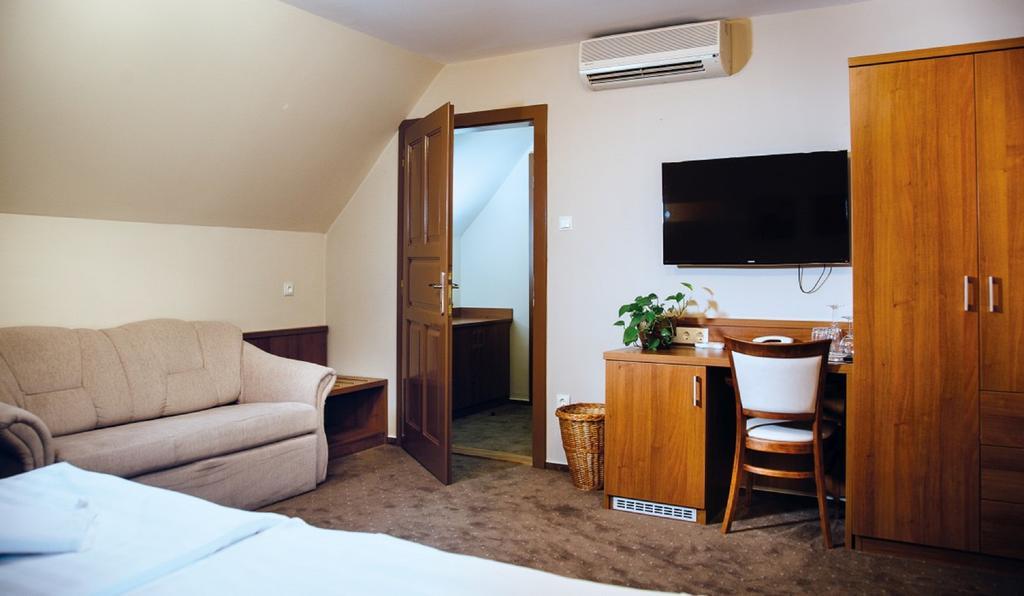 Oliva Hotel
