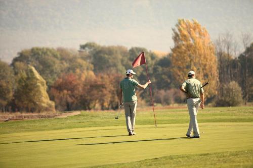 Old Lake Golf Hotel