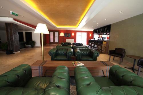Old Lake Golf Hotel