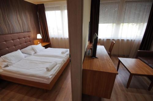Aqua Hotel