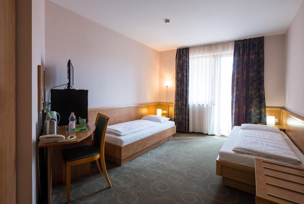 Semiramis Hotel
