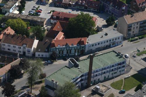 Tinodi Hotel Es Etterem