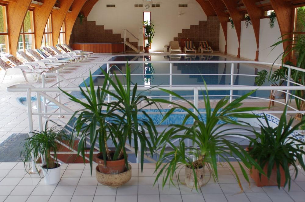 Agnes Hotel