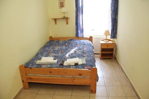 Aphrodite Apartments & Café