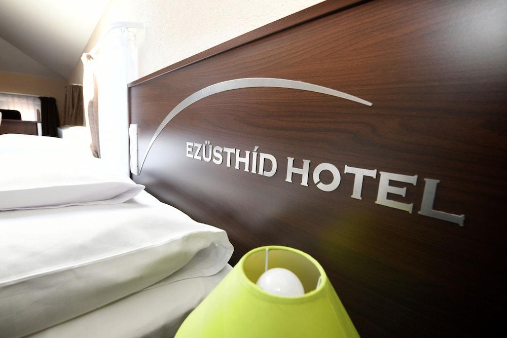 Ezusthid Hotel