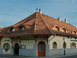Fodor Hotel és Halászcsárda