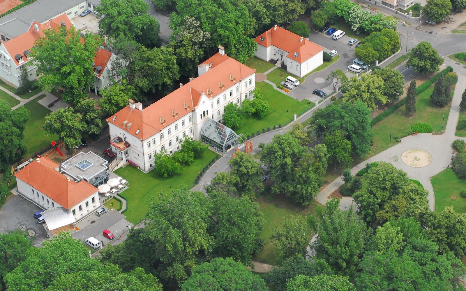 Park Hotel Pelikan