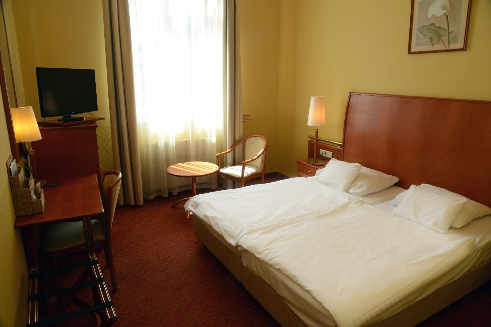 Park Hotel Pelikan