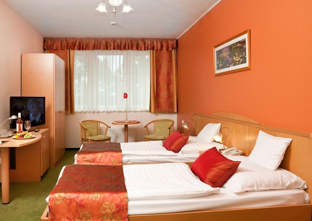 Hotel Kalvaria***