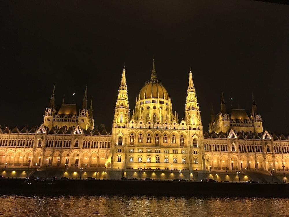 Grand Richter Hotel