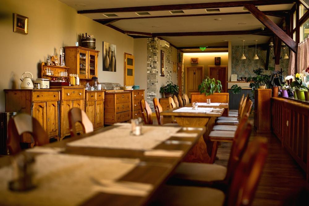 Szoloskert Vineyard Inn