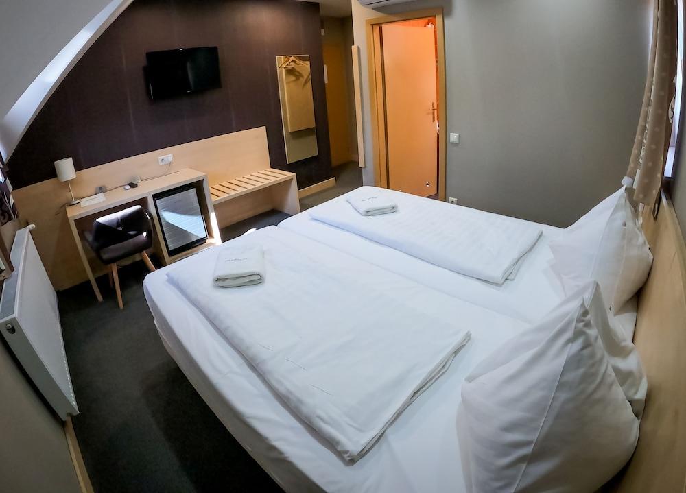 Szoloskert Vineyard Inn