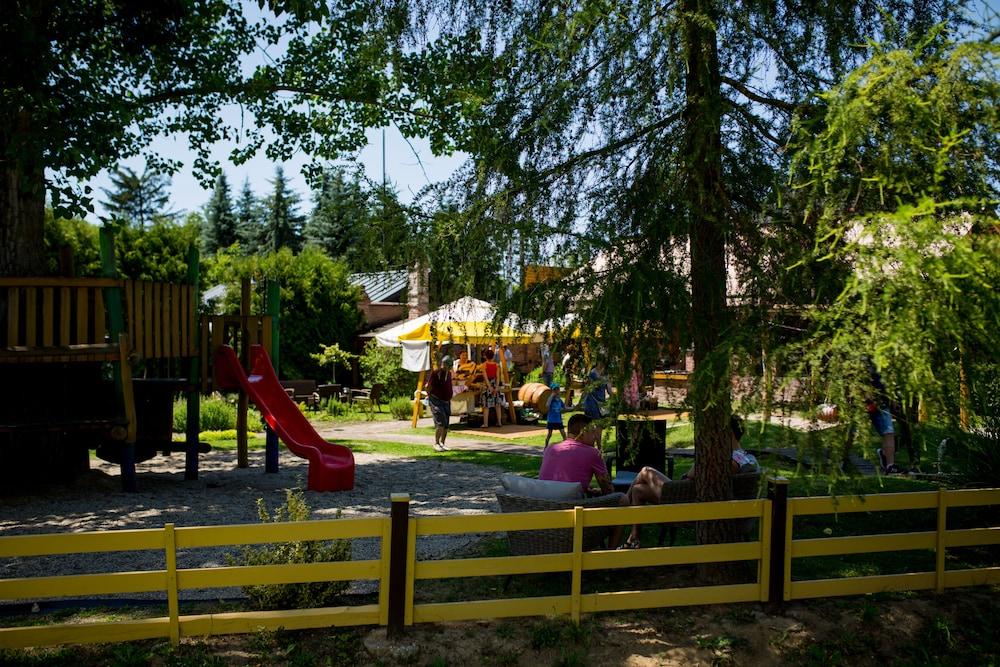Szoloskert Vineyard Inn