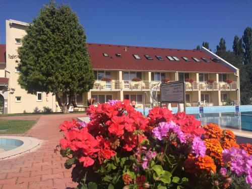 H‚t Vez‚r Apartmanhotel