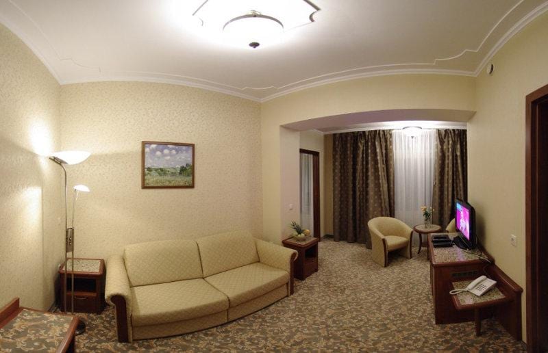 Elizabeth Hotel