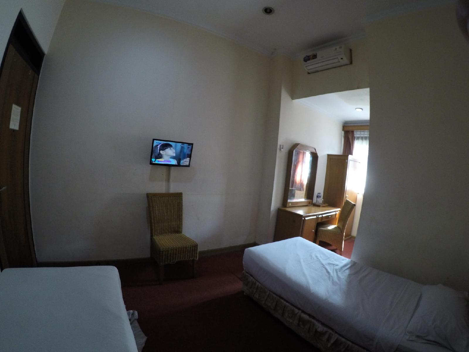 Crown Hotel