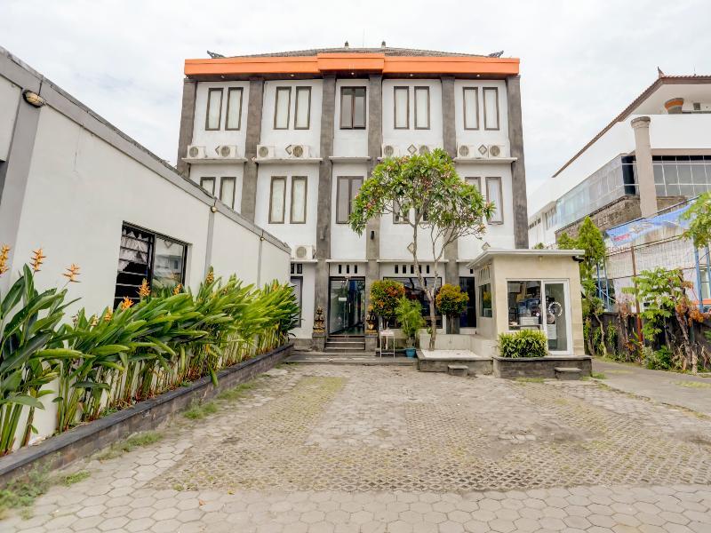 Hotel Warta Dua