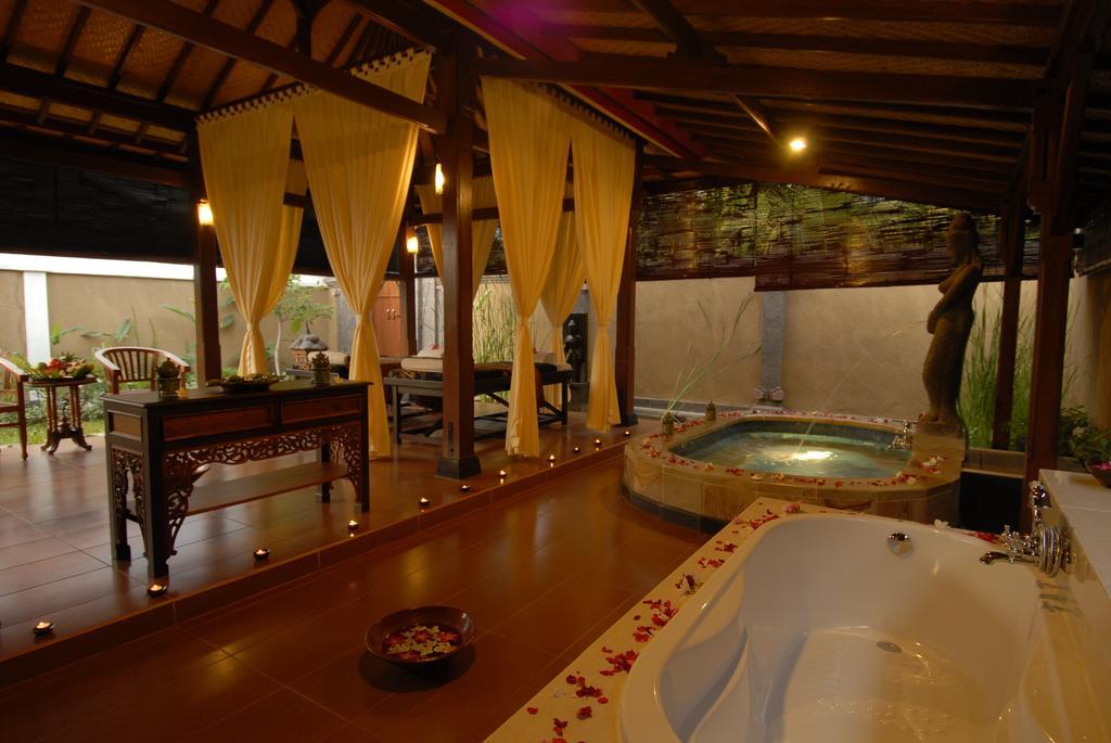 Banyualit Spa & Resort