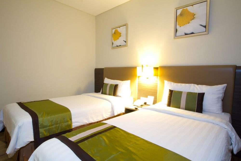 Estrella Hotel & Conference