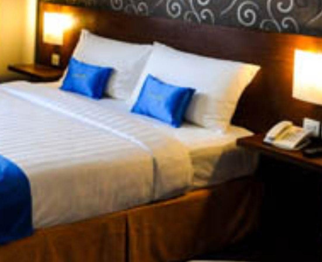 Zenith Hotel