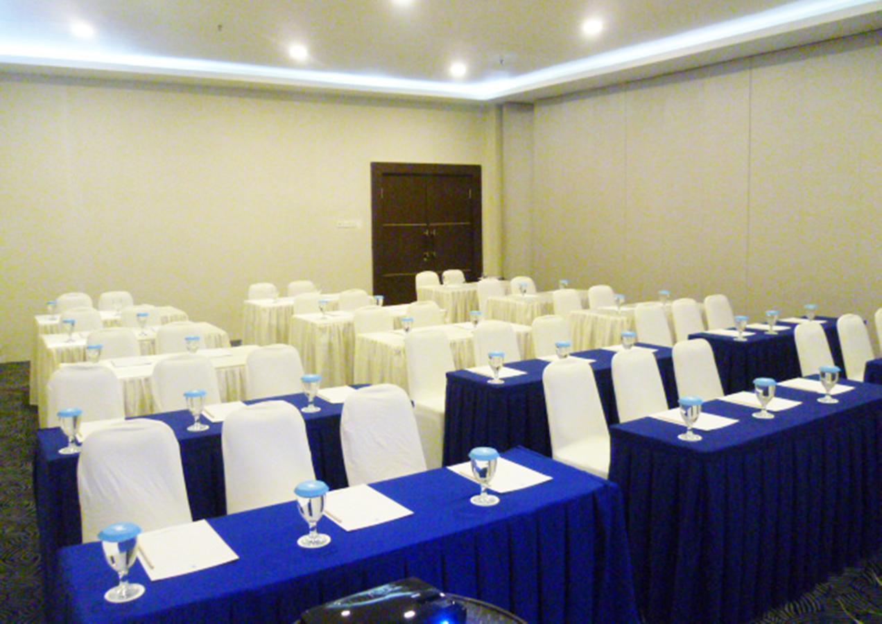 Zenith Hotel