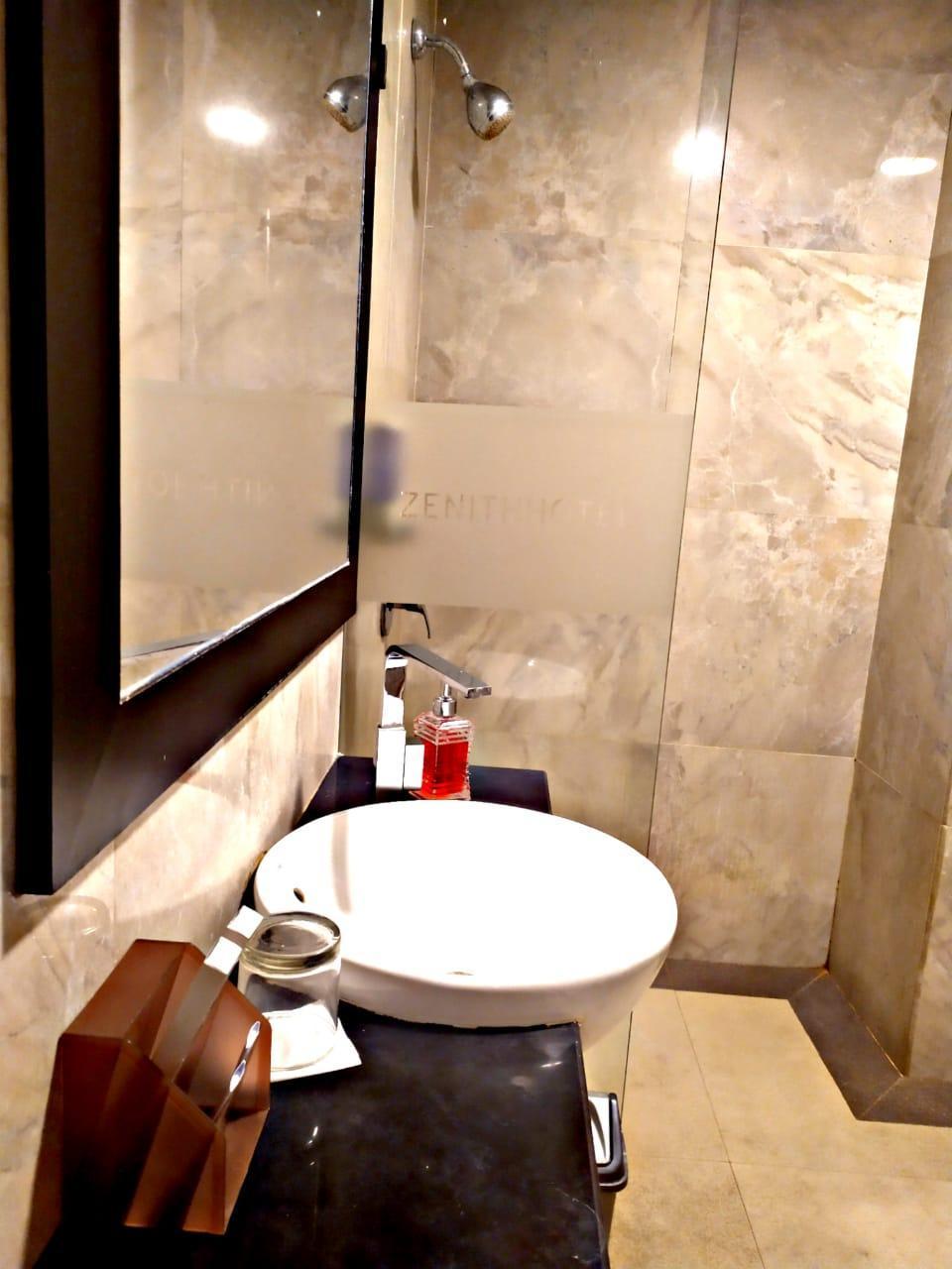 Zenith Hotel