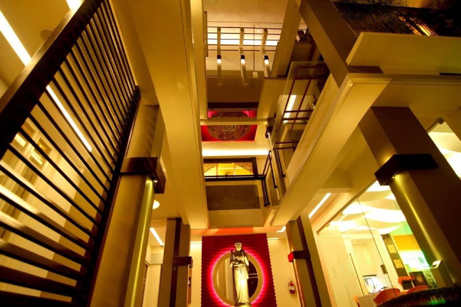 Savali Hotel