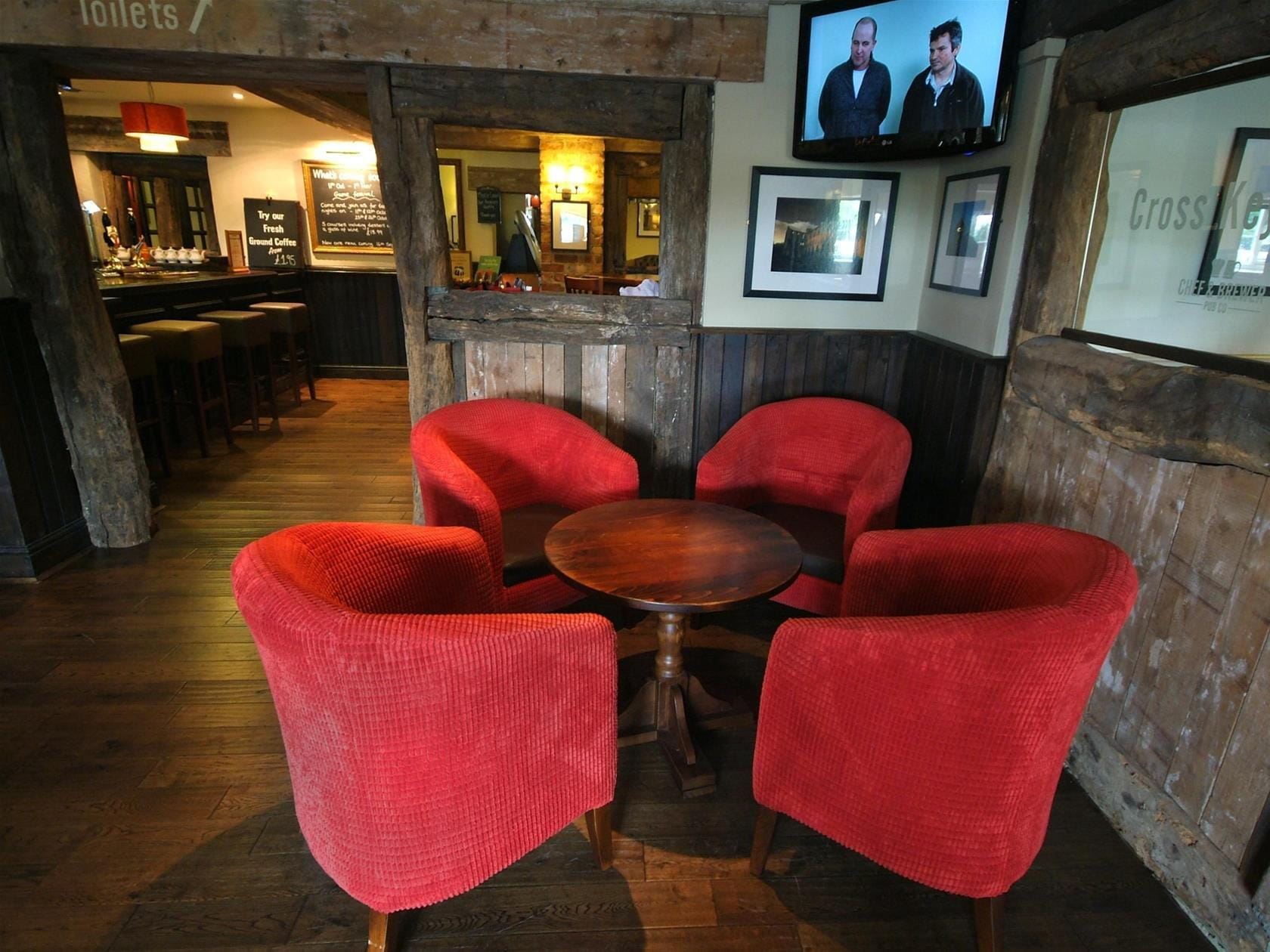 Cross Keys Inn Hotel