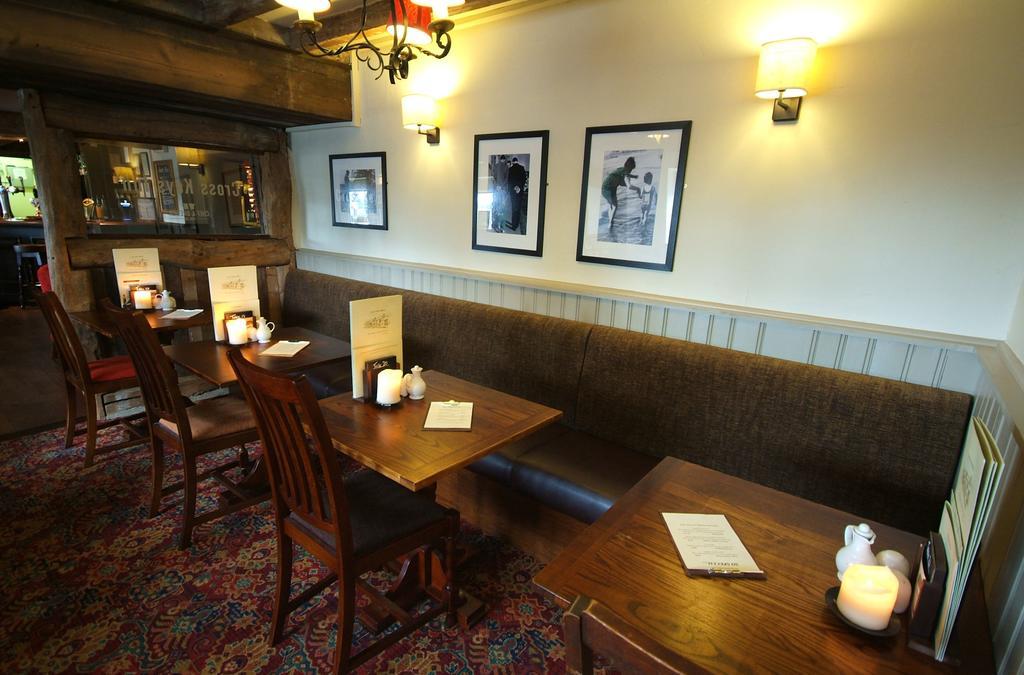 Cross Keys Inn Hotel
