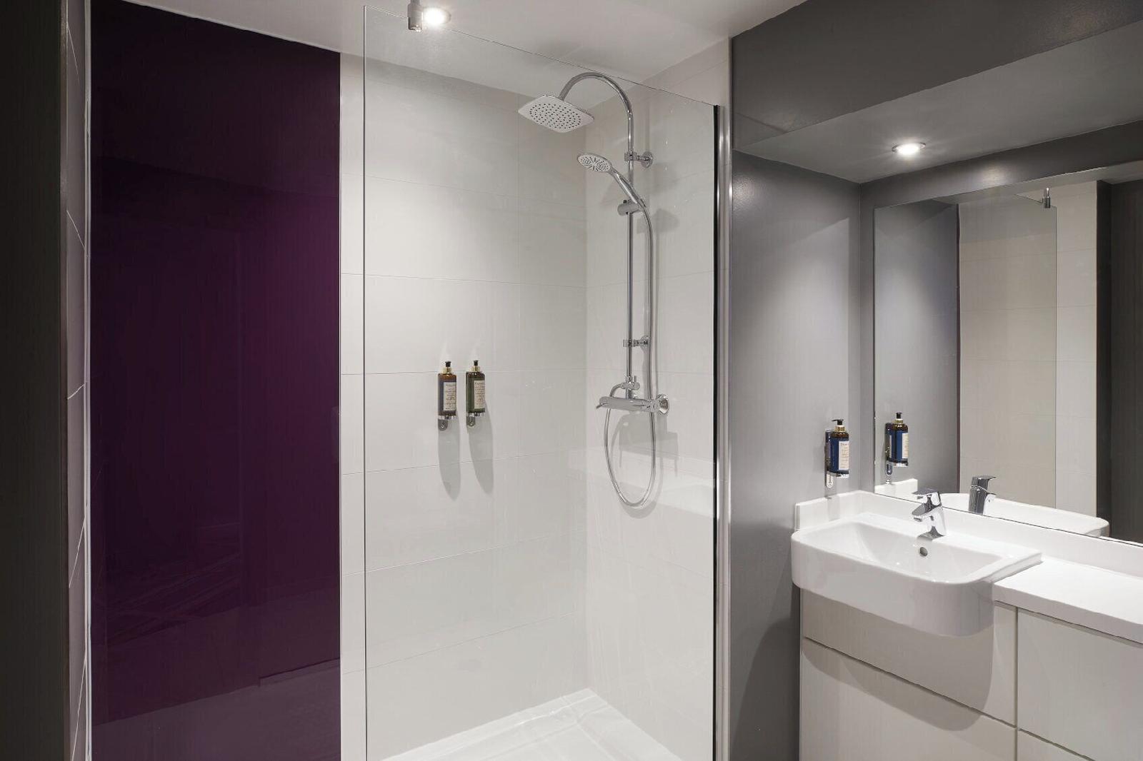 Premier Inn Haverfordwest (North/A40)