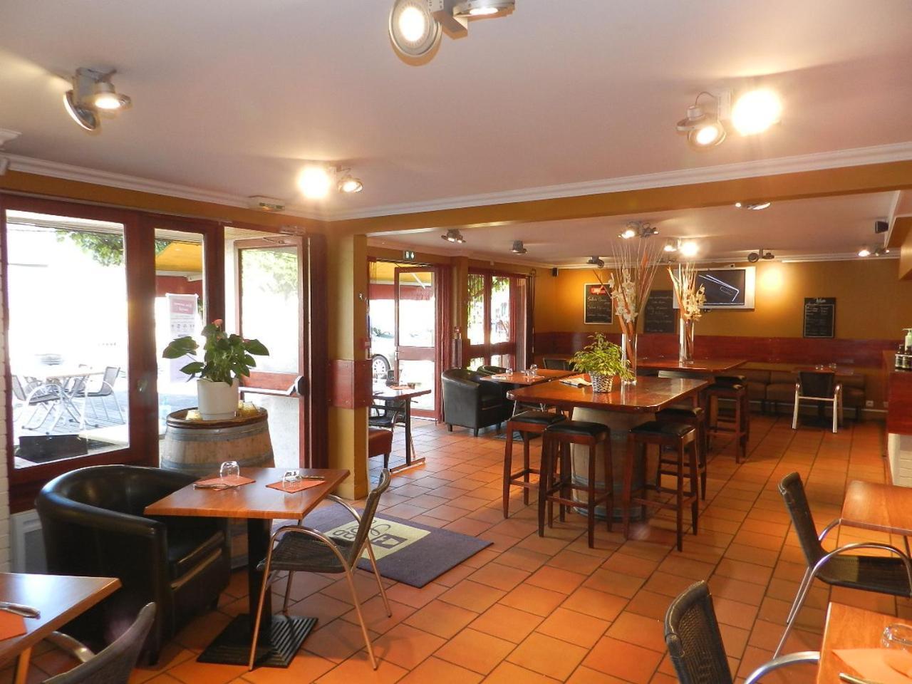 Les Provinciales hotel & Restaurent