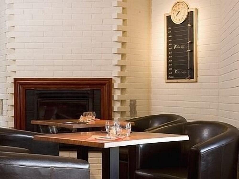 Les Provinciales hotel & Restaurent