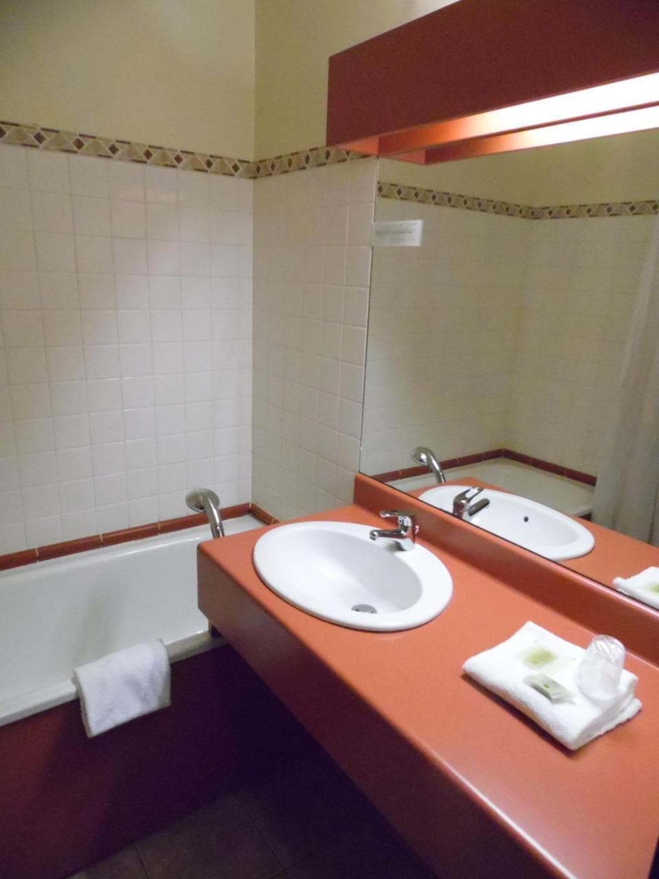 Les Provinciales hotel & Restaurent