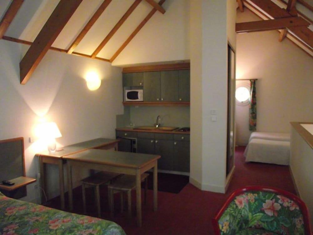 Citotel Avallon Vauban
