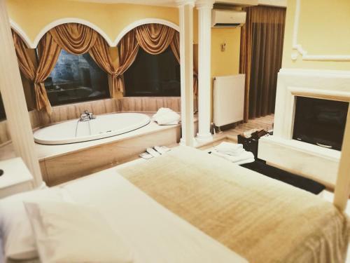 Nymfes Hotel