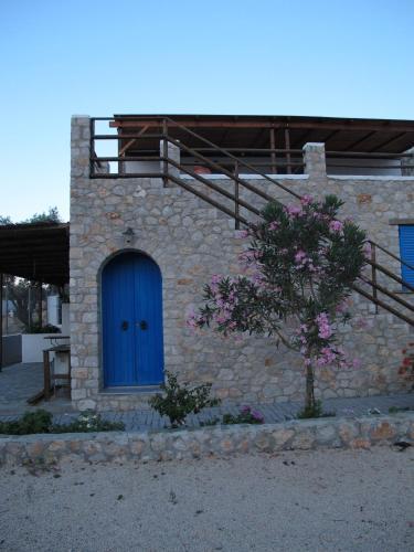 Agnanti Beach Studios