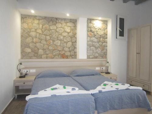 Agnanti Beach Studios