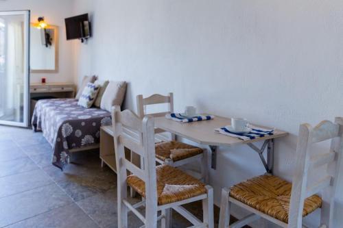 Agnanti Beach Studios