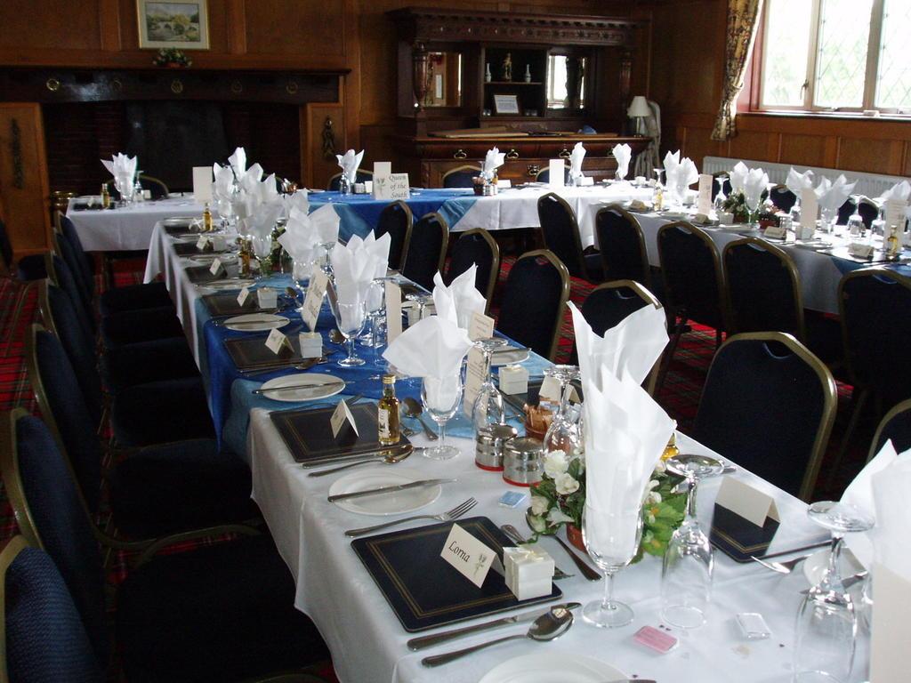 Hunters Lodge Hotel