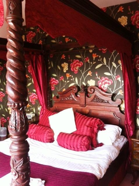 Hunters Lodge Hotel