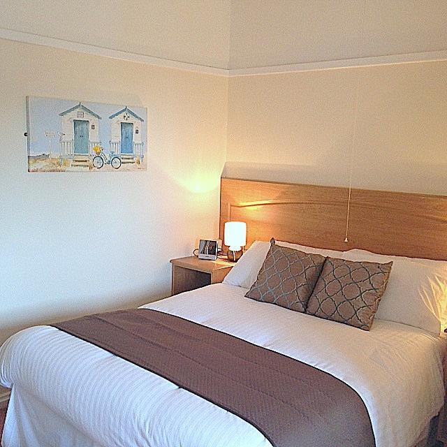 Hunters Lodge Hotel