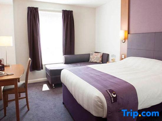 Premier Inn Cambridge A14 J32