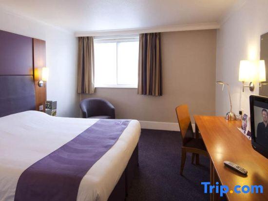 Premier Inn Cambridge A14 J32