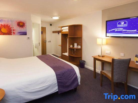 Premier Inn Cambridge A14 J32