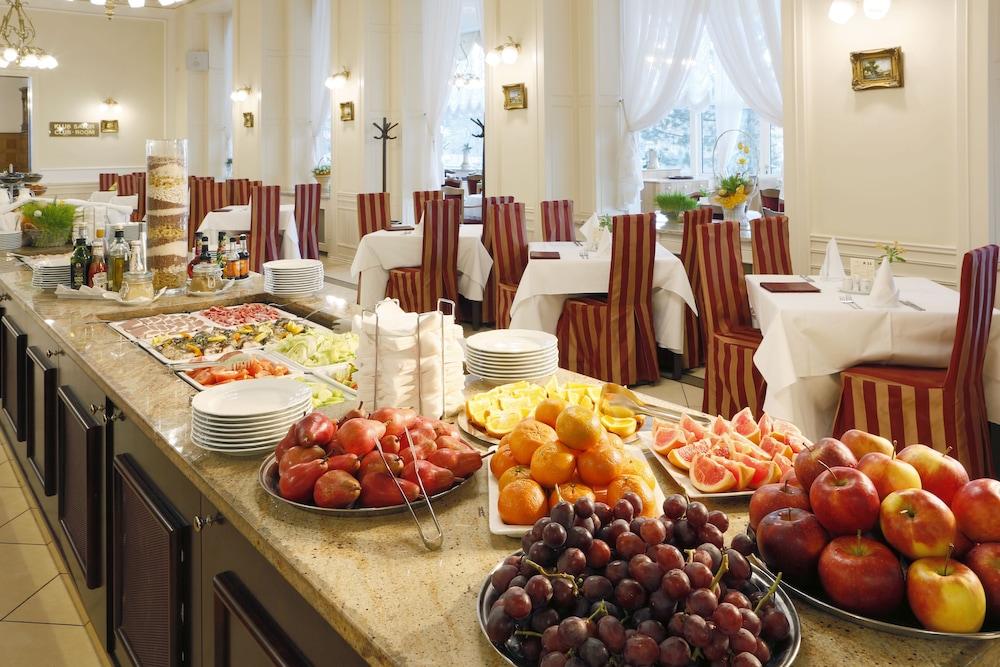 Hotel Bristol Palace