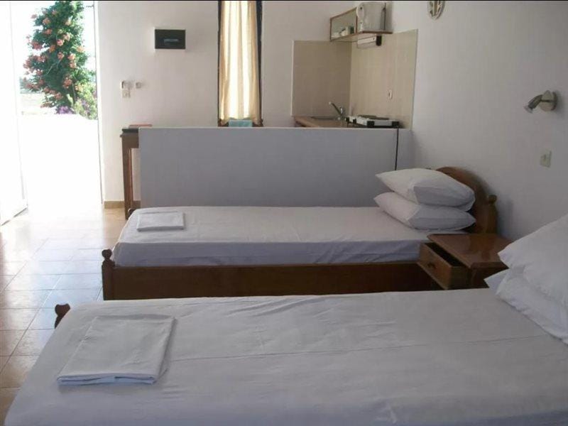 Miros Apartment Hotel