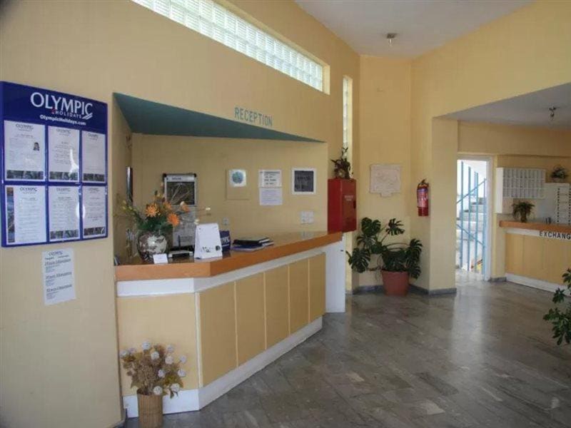 Miros Apartment Hotel