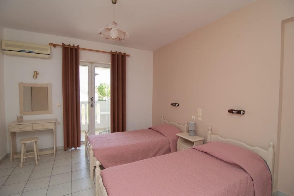 Tassia Studios