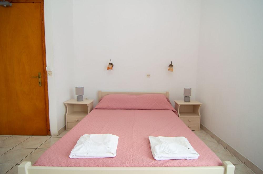 Tassia Studios